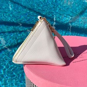TRIANGLE FASHION white vegan leather purse